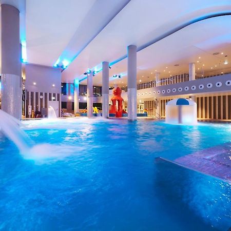 Vacationclub - Villa Mistral Apartament 32 Свіноуйсьце Екстер'єр фото